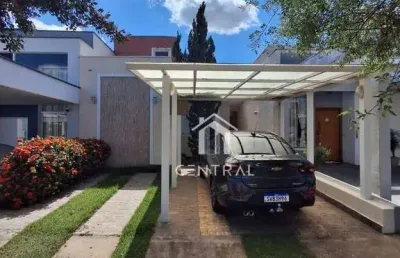 Oportunidade - casa térrea com móveis planejados em condomínio fechado