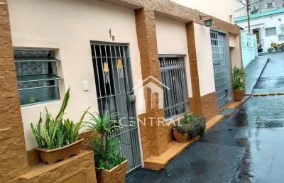 Casa com 5 quartos à venda na Rua Clímaco Barbosa, Cambuci, São Paulo
