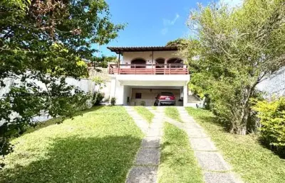 Casa 2 quartos em condomínio  460m², perto da praia
