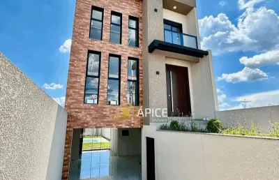 Sobrado com suíte, piscina e porão no bairro iguaçu em fazenda rio grande