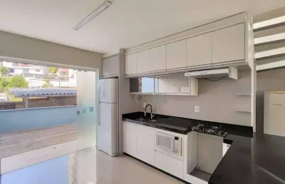 Sobrado com 2 dormitórios para alugar, 105 m² por r$ 3.363,00/mês - água verde - blumenau/sc