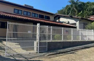 Casa com 3 dormitórios à venda, 260 m² por r$ 1.300.000 - velha - blumenau/sc