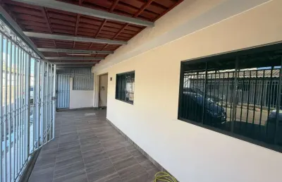 Casa para venda em brasília, ceilândia sul (ceilândia), 4 dormitórios, 2 banheiros, 2 vagas