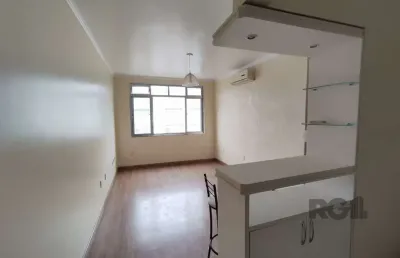 Apartamento com 2 quartos à venda na Rua Eurico Lara, 131, Medianeira, Porto Alegre