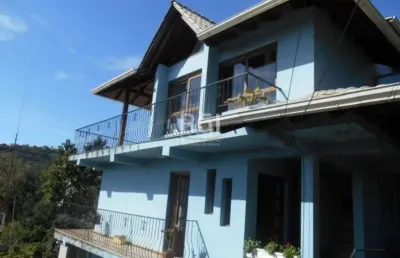 Casa para venda - 185m², 4 dormitórios, sendo 2 suites, 4 vagas - nonoai