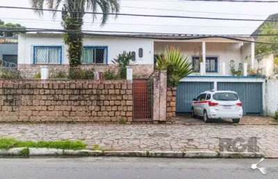 Casa para venda - 240m², 3 dormitórios, sendo 1 suites, 3 vagas - cristal