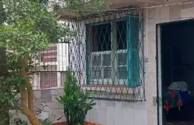 Casa com 3 quartos à venda na Rua Erechim, 658, Nonoai, Porto Alegre