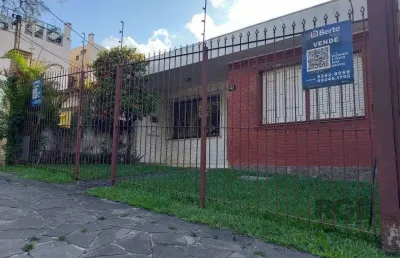 Casa com 3 quartos à venda na Rua Doutor Ernesto Ludwig, 340, Chácara das Pedras, Porto Alegre