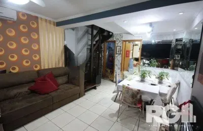 Casa residencial com 3 dormitórios 90m² privativos, e 2 vagas à venda no bairro parque santa fé em porto alegre