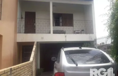 Casa com 3 quartos à venda na Rua da Várzea, 48, Jardim São Pedro, Porto Alegre
