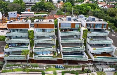 Apartamento com 3 quartos à venda na Rua Carlos Huber, 200, Três Figueiras, Porto Alegre