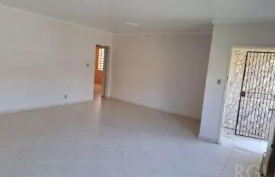 Casa com 3 quartos à venda na Rua Paulo Blaschke, 595, Jardim Itu Sabará, Porto Alegre
