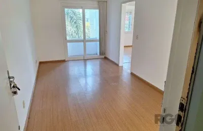 Apartamento com 2 quartos à venda na Rua Carazinho, 435, Petrópolis, Porto Alegre