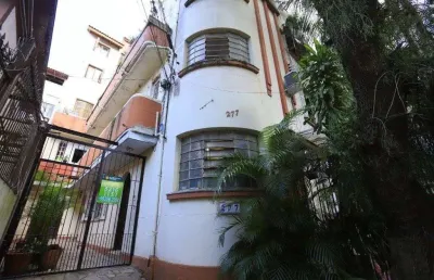 Casa com 3 quartos à venda na Rua Santa Terezinha, 277, Farroupilha, Porto Alegre