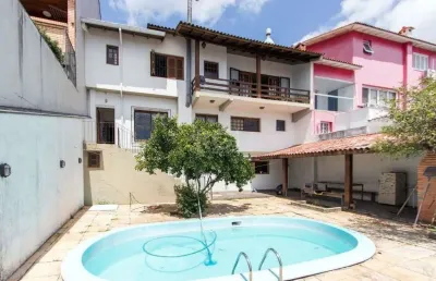 Casa para venda - 336.21m², 3 dormitórios, sendo 1 suites, 3 vagas - nonoai
