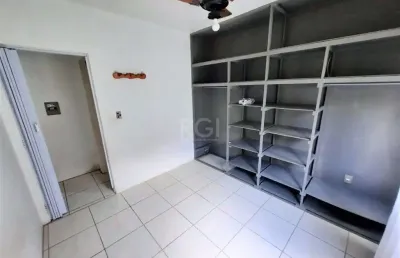 Apartamento à venda na rua doutor barcelos, no bairro tristeza em porto alegre.