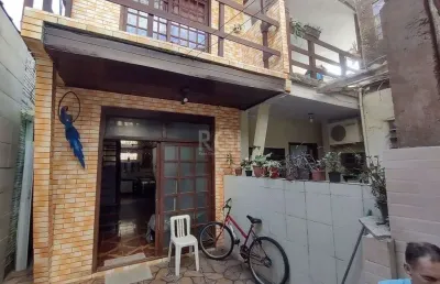 Casa com 6 quartos à venda na Avenida Eduardo Prado, 1791, Cavalhada, Porto Alegre