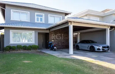 Casa com 3 quartos à venda na Avenida Juca Batista, 9000, Belém Novo, Porto Alegre