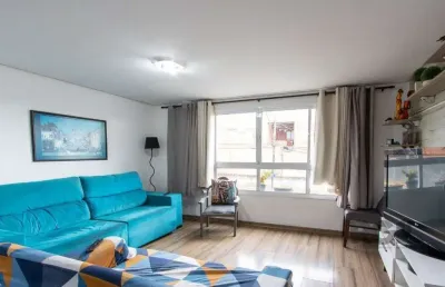 Casa com 3 quartos à venda na Rua Delfina da Cunha, 104, Camaquã, Porto Alegre