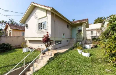 Casa em condomínio aberto, 3 quartos, edicula com 1 quarto - bairro santa tereza