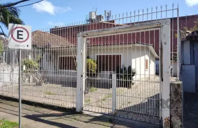 Casa com 3 quartos à venda na Rua Vicente Failace, 492, Tristeza, Porto Alegre
