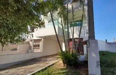 Casa com 3 quartos à venda na Rua Samuel Wainstein, 201, Hípica, Porto Alegre