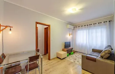 Apartamento 2 dormitórios, 2 vagas, no bairro nonoai.