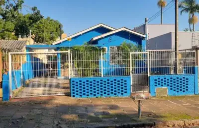 Casa com 3 quartos à venda na Rua Tamandaré, 289, Camaquã, Porto Alegre