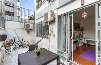 Apartamento térreo com pátio de 1 dormitório no bairro santa cecilia