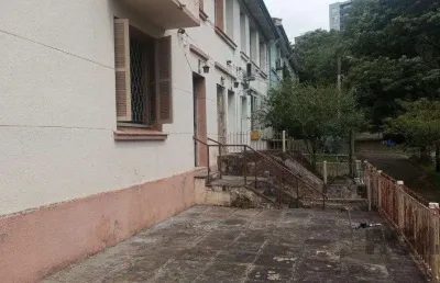 Casa com 4 quartos à venda na Rua Faria Santos, 64, Petrópolis, Porto Alegre