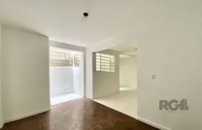 Apartamento no praia de belas de 2 dormitórios desocupado