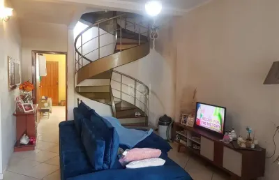 Casa para venda - 300m², 4 dormitórios, sendo 1 suites, 2 vagas - glória