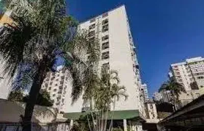 Apartamento de 72m² com 2 dormitórios, no bairro no bairro mont serrat.