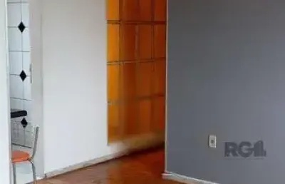 Apartamento com 3 quartos à venda na Rua Teixeira de Freitas, 860, Santo Antônio, Porto Alegre