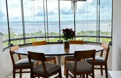 Apartamento com vista para o guaiba, 3 dormitórios com suite