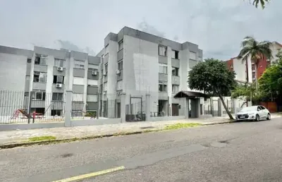 Apto 02 dorm reformado e vaga de garagem escriturada