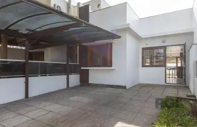Casa com 2 quartos à venda na Rua Ernesto Porfírio dos Reis, 216, Hípica, Porto Alegre