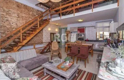 Casa com 3 quartos à venda na Rua Comendador Coruja, 389, Floresta, Porto Alegre