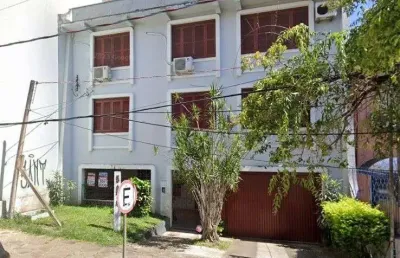 Apto 02 dorm e 01 vaga, sala, coz, dep emp, frente, 77 m2, bairro passo da areia