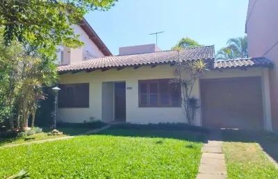 Viva em ipanema, casa com lareira, churrasqueira e 3 dormitórios