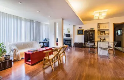 Apartamento à venda no bairro rio branco em porto alegre/rs