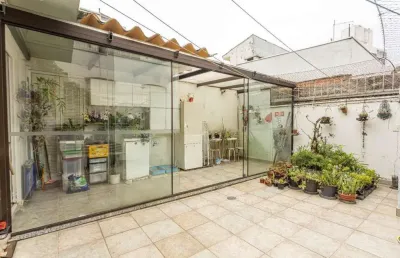 Vende-se cobertura com 3 quartos,(1 suíte) e 1 vaga – 167 m² – bom fim