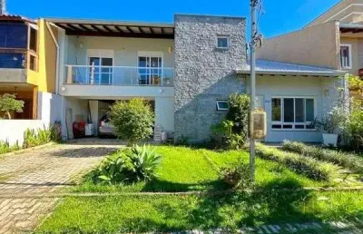 Casa em porto alegre, no bairro hípica, com 3 dormitório(s), e 3 banheiros, à venda.