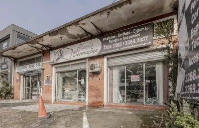 Barracão / Galpão / Depósito à venda na Avenida Wenceslau Escobar, 3191, Tristeza, Porto Alegre