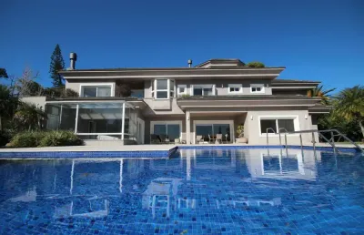 Casa no jardim do sol-vista panorâmica,4 suítes, 900m²privativos, terreno 1800m²