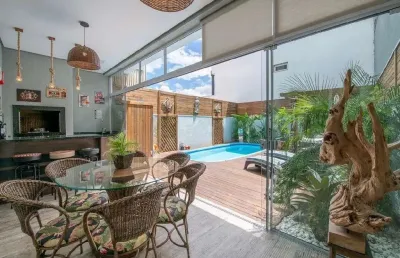 Casa com 3 quartos e 2 vagas em condomínio fechado no bairro ecoville