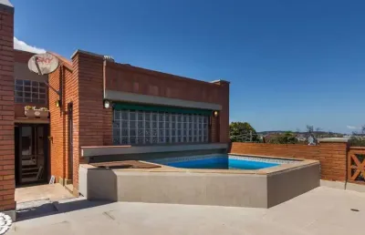 Casa condominio para venda - 359.27m², 3 dormitórios, sendo 1 suites, 4 vagas - cristal