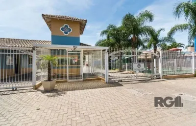 Casa em condomínio fechado no humaitá de 3 dormitórios 2 vagas e infra