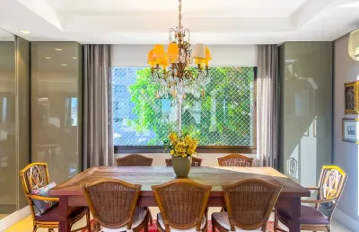 Apartamento com 3 quartos à venda na Rua Cônego Viana, 45, Rio Branco, Porto Alegre