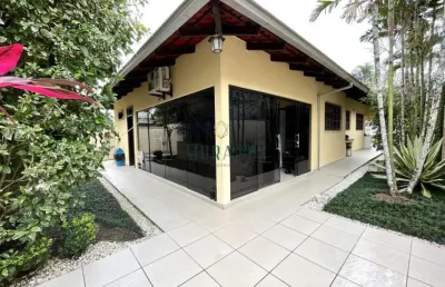 Casa plana com 3 dormitórios à venda, 161 m² por r$ r$ 850.000,00 – bom retiro - joinville/sc.